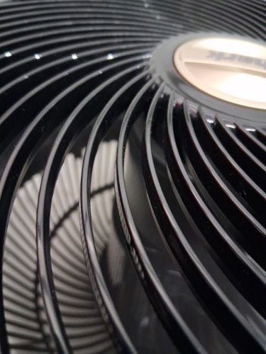 Shark FlexBreeze Pro Mist Indoor & outdoor fan with misting system up to 24 hours of battery life - black/grey (MODEL: FA302C) image 9