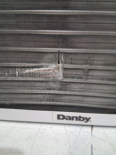 DANBY easy to use WINDOW AIR CONDITIONER - for rooms up to 150sq ft - 5000 btu - white (model: DAC050MB1WDB) image 12
