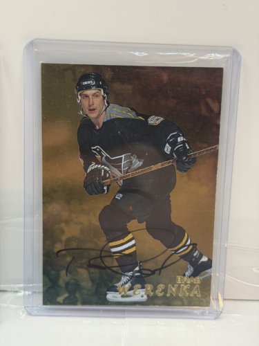 7 ASSTD SIGNED 1998 IN THE GAME INC HOCKEY CARDS image 5
