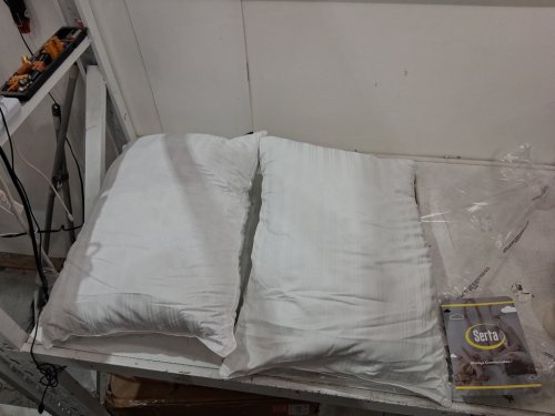 2PK SERTA Won't Go Flat medium support foam core pillows - queen (20" x 28") - white image 2