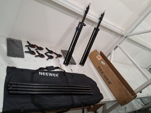NEEWER PHOTO STUDIO BACKDROP SUPPORT SYSTEM WITH BACKGROUND STANDS - 4 CROSSBARS - 8 CLAMPS - 2 SAND BAGS - CARRY BAG - 10FT x 7FT - BLACK (MODEL: nk-st0204) image 4