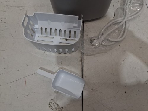 FRIGIDAIRE COMPACT COUNTERTOP ELECTRIC ICE MAKER - MAKES 26LBS OF ICE/DAY - SILVER (MODEL: EFIC189-B-SILVER) image 9