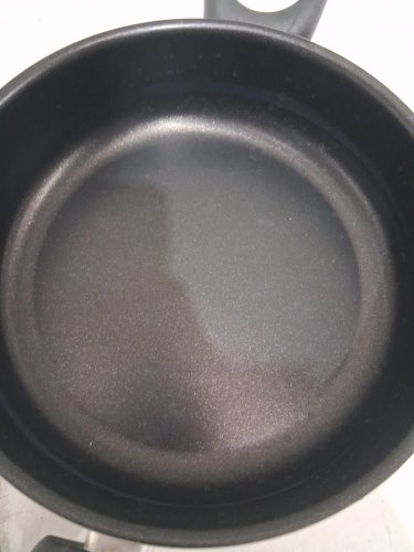 Nonstick Pan with Steamer for cooking, and steaming at the same time -3.7l- RED image 4