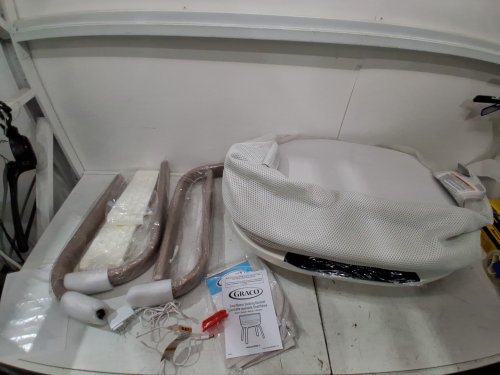 graco smartsense soothing bassinet Bassinet and Rocker with Cry Detection Technology 100% Organic Cotton Sheet - luna (model: 2227904) image 5