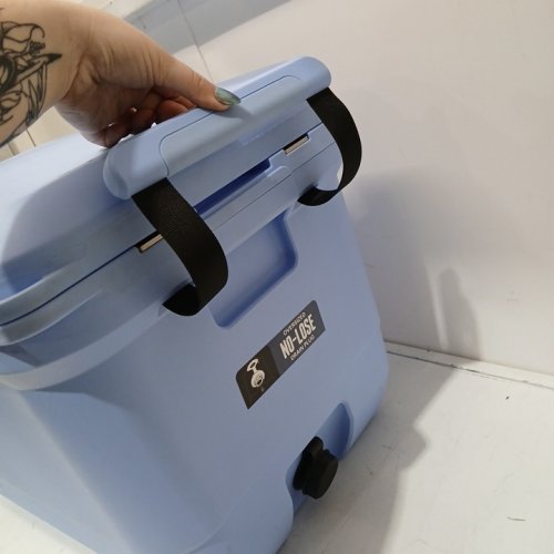Coleman Pro Heavy-Duty Wheeled Ultra-Light Premium Hard Cooler - 55qt - blue - (MODEL: 2219633) image 4