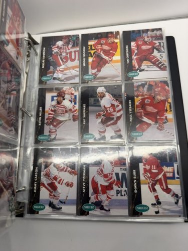 450 APPROX ASSSTD PARKHURST 1992 HOCKEY NHL CARDS image 10