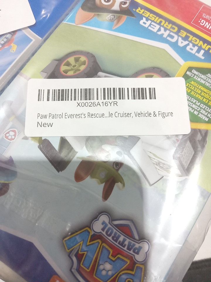 4PC Kid's Paw Patrol collectible figurine and rescue car - Tracker Jungle cruiser & Everest Snow plow image 3