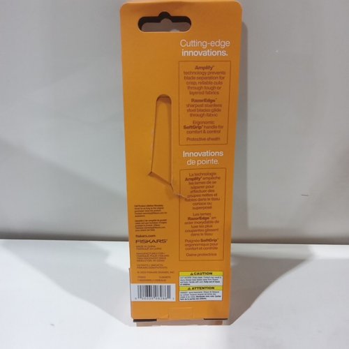 fiskars softgrip amplify fabric scissors to cut multiple layers with cap - 8" - white/orange (model: 170810/3-06370) image 3