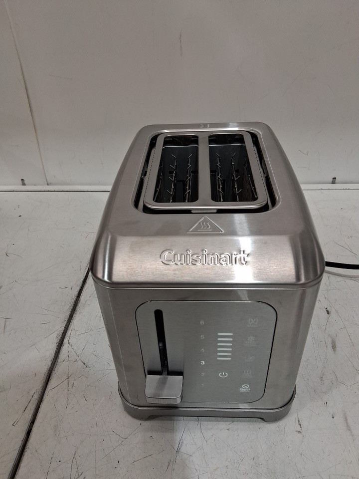 Cuisinart 2-Slice Touch Screen Digital Toaster - stainless steel (model: 2691349 / RBT-1680PCC-1PKC) image 3