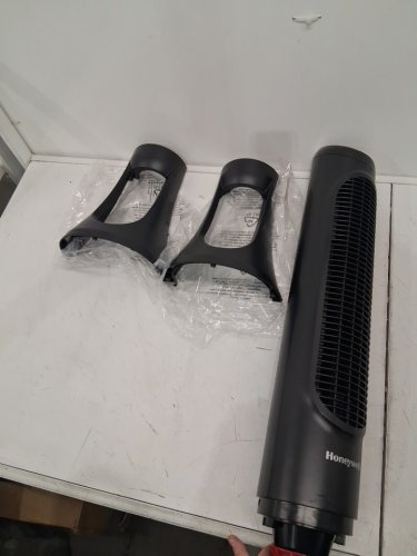 honeywell quietset 5 speed standing fan with remote - black (MODEL: HYF260BCV1) image 2