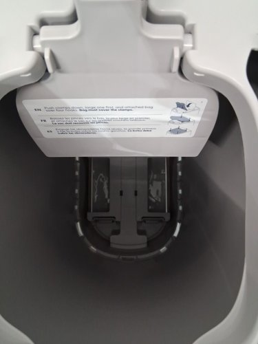 DIAPER GENIE SIGNATURE WITH EASY ROLL REFILL - 27" - LIGHT GREY (MODEL: I000892) image 3