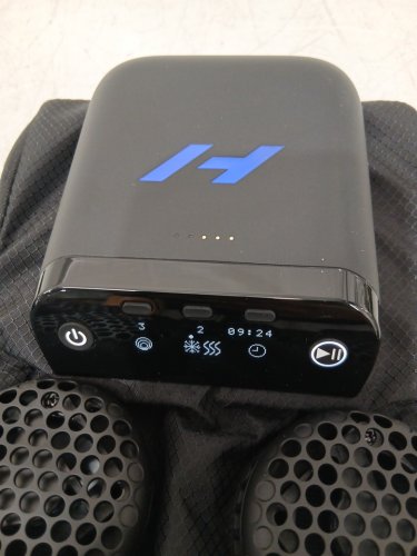 Hyperice X2 cordless Shoulder contrast therapy device with body straps / ac cable & charger- 40°F-121°F - black (modal: hx20002) image 6