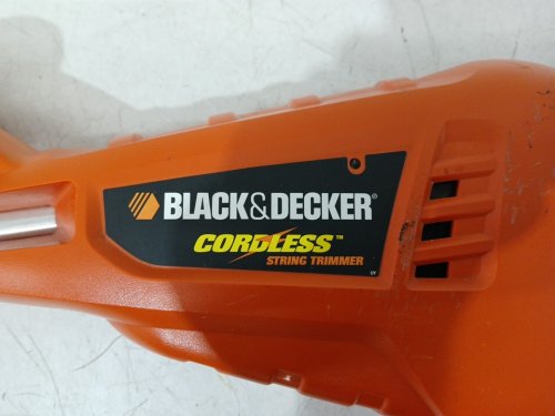 BLACK+DECKER STRING TRIMMER/EDGER - 10" - BLACK/ORANGE (MODEL: cst1200) image 4