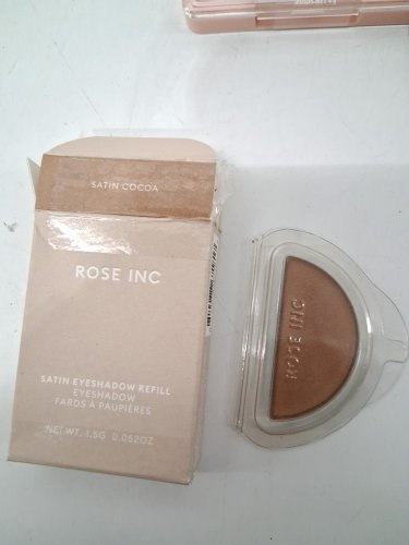 4 assorted eyeshadows - assorted brands, sizes and shades - rose inc / covergirl / l'oreal paris / nyx image 4