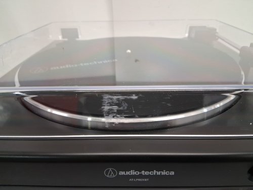 AUDIO-TECHNICA FULLY AUTOMATIC BELT-DRIVE STEREO TURNTABLE with bluetooth connection and usb - Black (model: at-lp60xbt-usb) image 8
