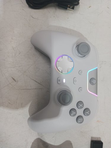 EasySMX X05 Pro Wireless Gaming Controller with charging base for PC/Switch/Android/iOS/Steam - bluetooth , wired and usb connection - dual stage triggers - 2 Programmable Buttons - white (model:x0spro) image 5