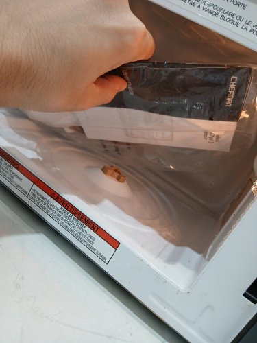 CHEFMAN Countertop Microwave Oven WITH CHILD SAFETY LOCK - 0.7 CU.FT / 20L - Black (Model: RJ55-7-V2-CA) image 5