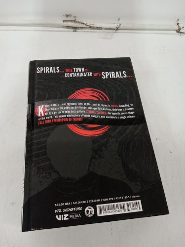 (hardcover) uzumaki: spiral into horror manga by Junji ito image 3