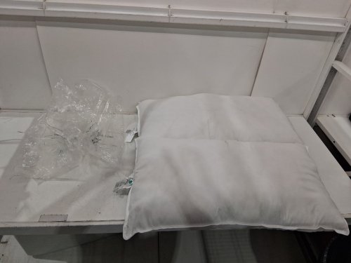 2PK AMAZONBASICS DOWN ALTERNATIVE BED PILLOWS - KING (20" x 36") - WHITE (model: SC03-005) image 2
