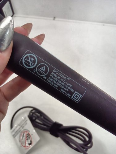 BIO IONIC LONG BARREL PRO CURLING IRON HAIR STYLER - 1.5" - BLACK (MODEL: Z-FGTST-CL-1.5) image 3