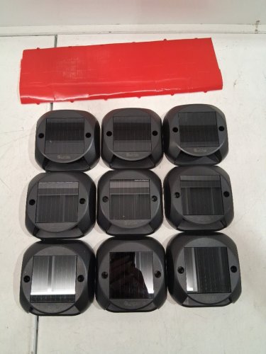 12PK QUNTIS SOLAR POWERED LED DECK LIGHTS - BLACK (MODEL: zq-ljd-001) image 4