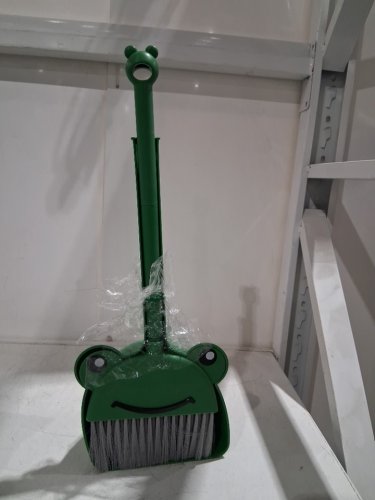 kid's Esdallina Small mini Frog Broom Dustpan Set - 18.7" -green image 2