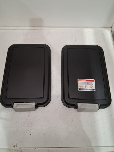 IRIS USA WEATHERPRO AIRTIGHT PET FOOD CONTAINER WITH WHEELS - 31.2L CAPACITY - BLACK/CLEAR (MODEL: MP8) image 3