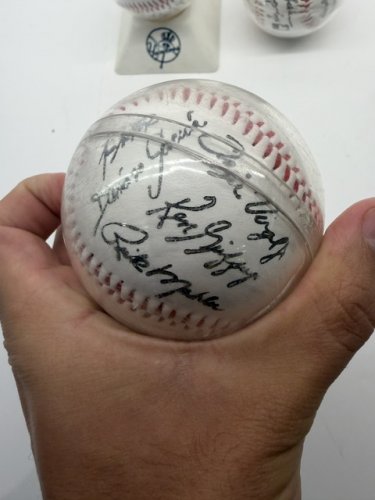 3 ASSTD MULTIPLE FASCMILE SIGNED BASEBALLS image 15