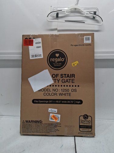 Regalo Extra Wide 2-in-1 Top of Stairway & Hallway Safety Gate with Mounting Kit - 24"-40.5" x 28.75" - White (Model: 1250DS) image 2