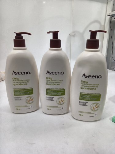 3pk aveeno fragrance free daily moisturizing lotion - 710ml each image 2