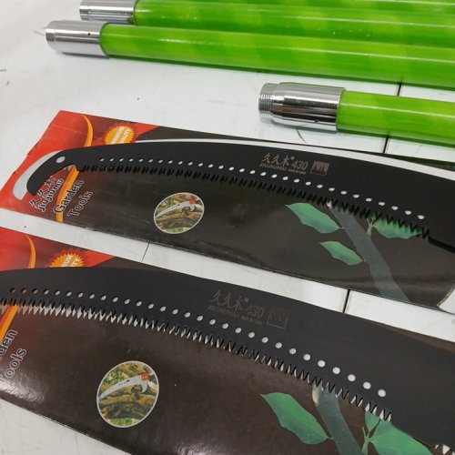 shaledig Manual Pole Saws for Tree Trimming with Scissors, carrying bag and 7 Long Handle Extendable Fiberglass Pole - 26ft - green image 5