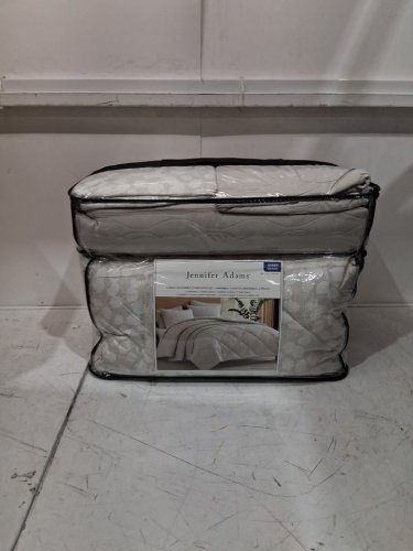 6pc jennifer adams reversible all season comforter bedding set - Queen- Tan/white (style: 1796280) image 2
