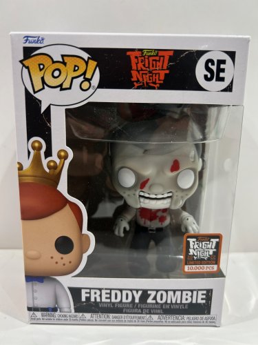 Funko pop! **2022 fright night limited edition** funko fright night - freddy zombie vinyl figure (#se) image 2