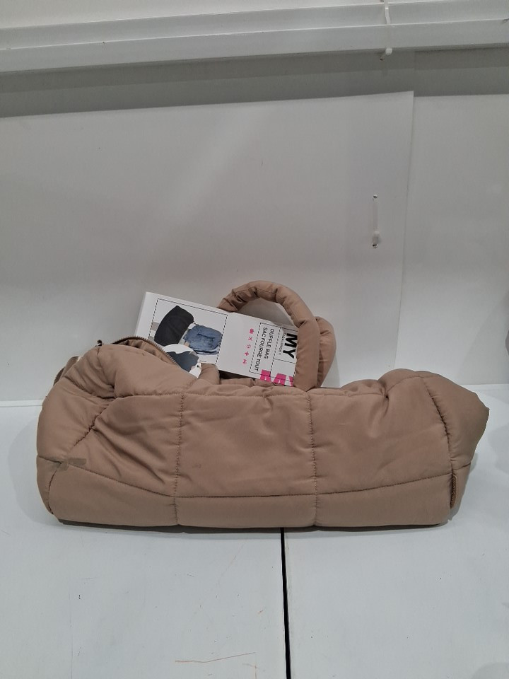 Mytagalongs large duffle bag Cloud Duffle Bag - beige - 20″ X 11.5″ X 10″ - (model: 1984444) image 2