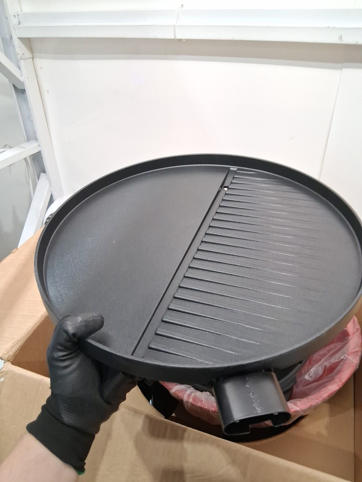 Costway Electric BBQ Grill 1200W Indoor Outdoor Grill with 2-Zone Non-Stick Grilling Plate - red (model: es10462us-re) image 6