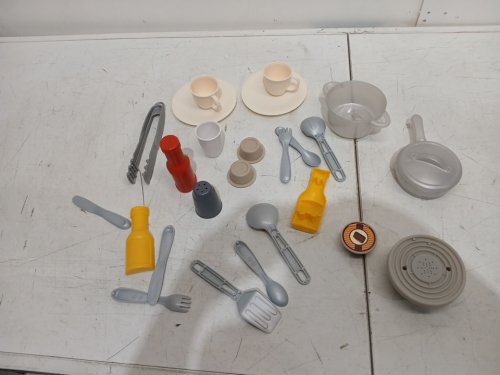 STEP2 FUN WITH FRIENDS INDOOR/OUTDOOR KIDS KITCHENETTE PLAYSET - AGES 2+ - 35.8" X 12.5" X 41" - GREY (MODEL: 423699) image 2