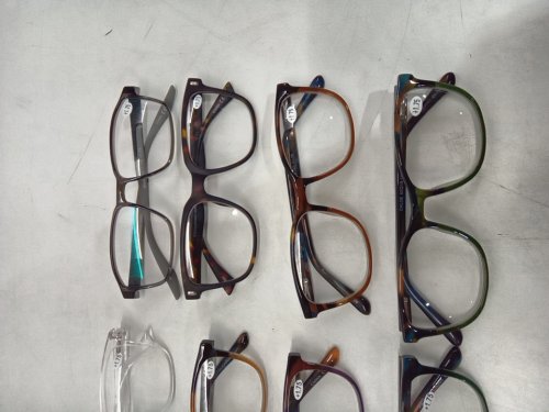 8 ASSORTED +1.75 readers - assorted colours & frame shape image 3