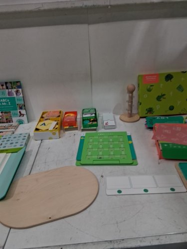 Lovevery Reading Skill Set, Learn to Read for Pre-K and Kindergarten, Fun Phonics Games and Books image 4