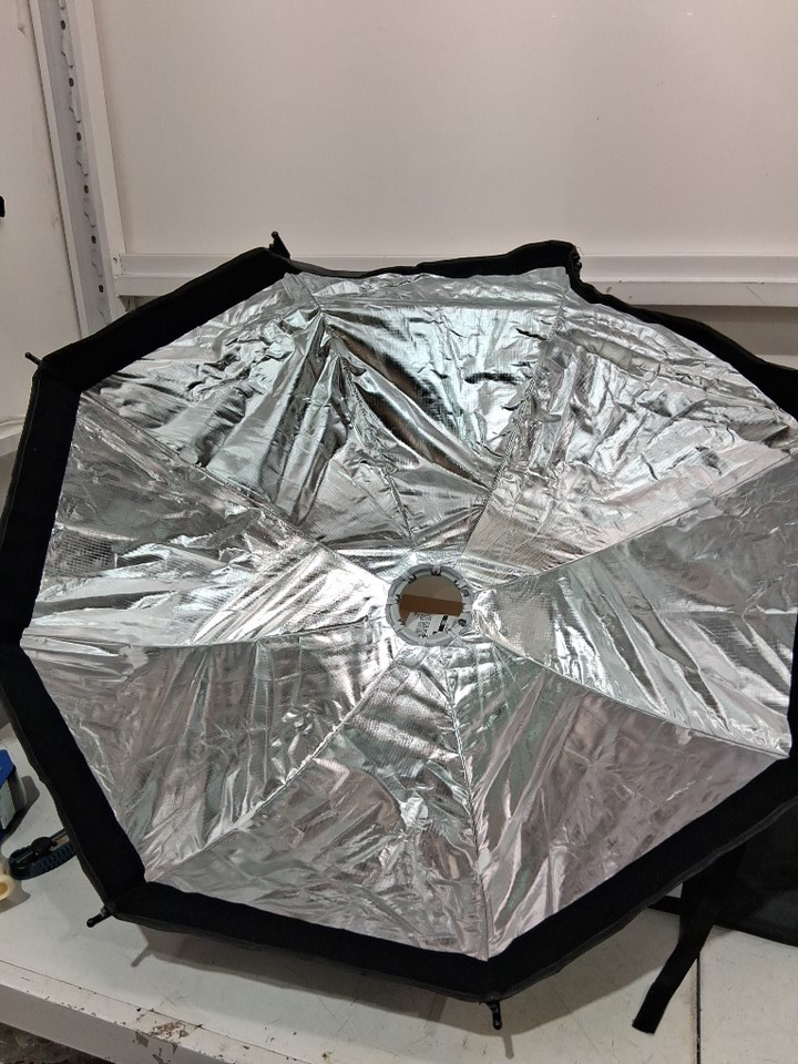 Neewer Quick Release with Diffusers/Grid/Bag AirParabolic Softbox Bowens Mount- 35.4" - BLACK (MODEL:ns92p) image 3