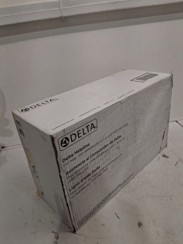 delta Faucet Modern Raincan 2-Setting Round Shower System With rainfall head/ hand shower & Rough Valve - matte black (model: 342701-BL) image 3