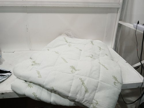 Bamboo Extra Thick Breathable Mattress topper - cal KING - 72" x 84" x 18"- WHITE image 3