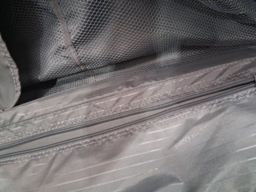 AmazonBasics Hardside Spinner roller Travel Luggage Suitcase - 30" - black image 8