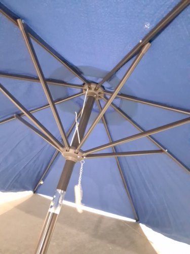 VEGOND OUTDOOR PATIO UMBRELLA WITH CRANK LIFT AND TILT - 9FT - NAVY BLUE image 6