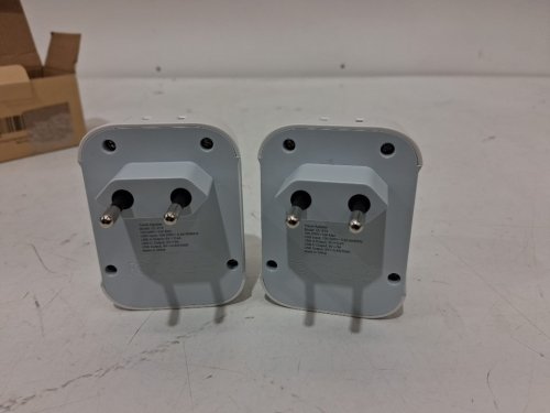 2PK yvlee international universal travel adapter with 2 usb and 2 usb-c ports - european plug - white (model: ‎OL-513) image 4