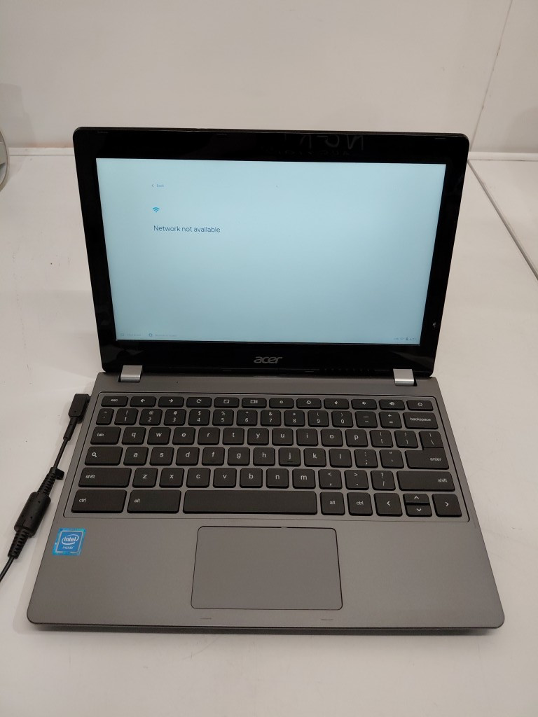 ACER CHROMEBOOK OS - 11.6" SCREEN - 4G RAM / 16G SSD - BLACK - (MODEL: c740-c5u9) image 2