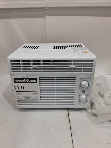 GE APPLIANCES ELECTRONIC WINDOW AIR CONDITIONER - 5,000 BTU - 150SQ.FT - WHITE (MODEL: AWAS05BWFC) image 5