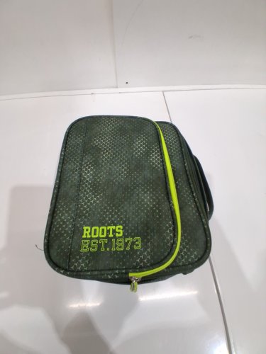 ROOTS INSULATED LUNCH BAG WITH STRAP - 9L - GREEN (MODEL: 1898294) image 2