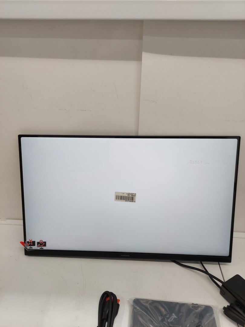 SAMSUNG ESSENTIAL S3 CLASS 16:9 IN-PLANE SWITCHING (IPS) FULL HD LCD MONITOR - 24" - BLACK (MODEL: S24D300GAN) image 5