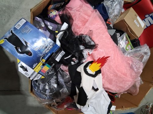 assorted MIXED item Halloween costume MYSTERY PALLET - VARIOUS costumes - aprox 150+ (PALLET #3) image 3