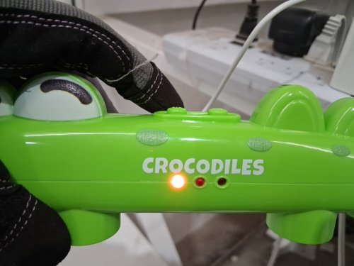 HANDHELD PUZZLE STICK REFLEX REACTION TIME GAME WITH REMOTE CONTROL - 1-2 PLAYERS - GREEN CROCODILE image 4